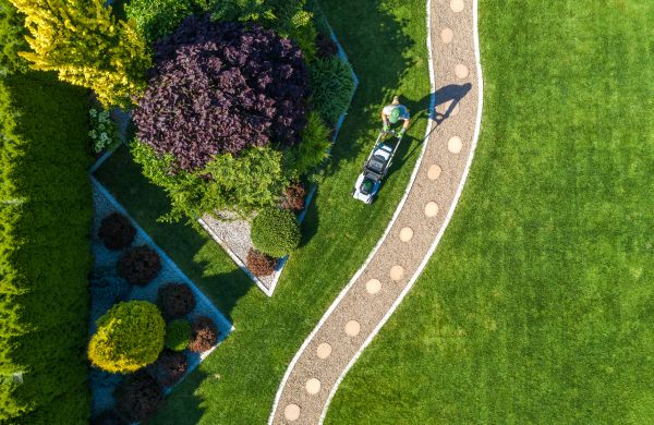 Cost of Mowing And Landscaping in Yorktown