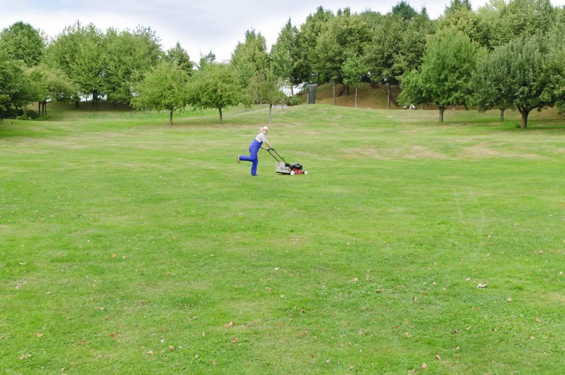 Easy Booking and Communication